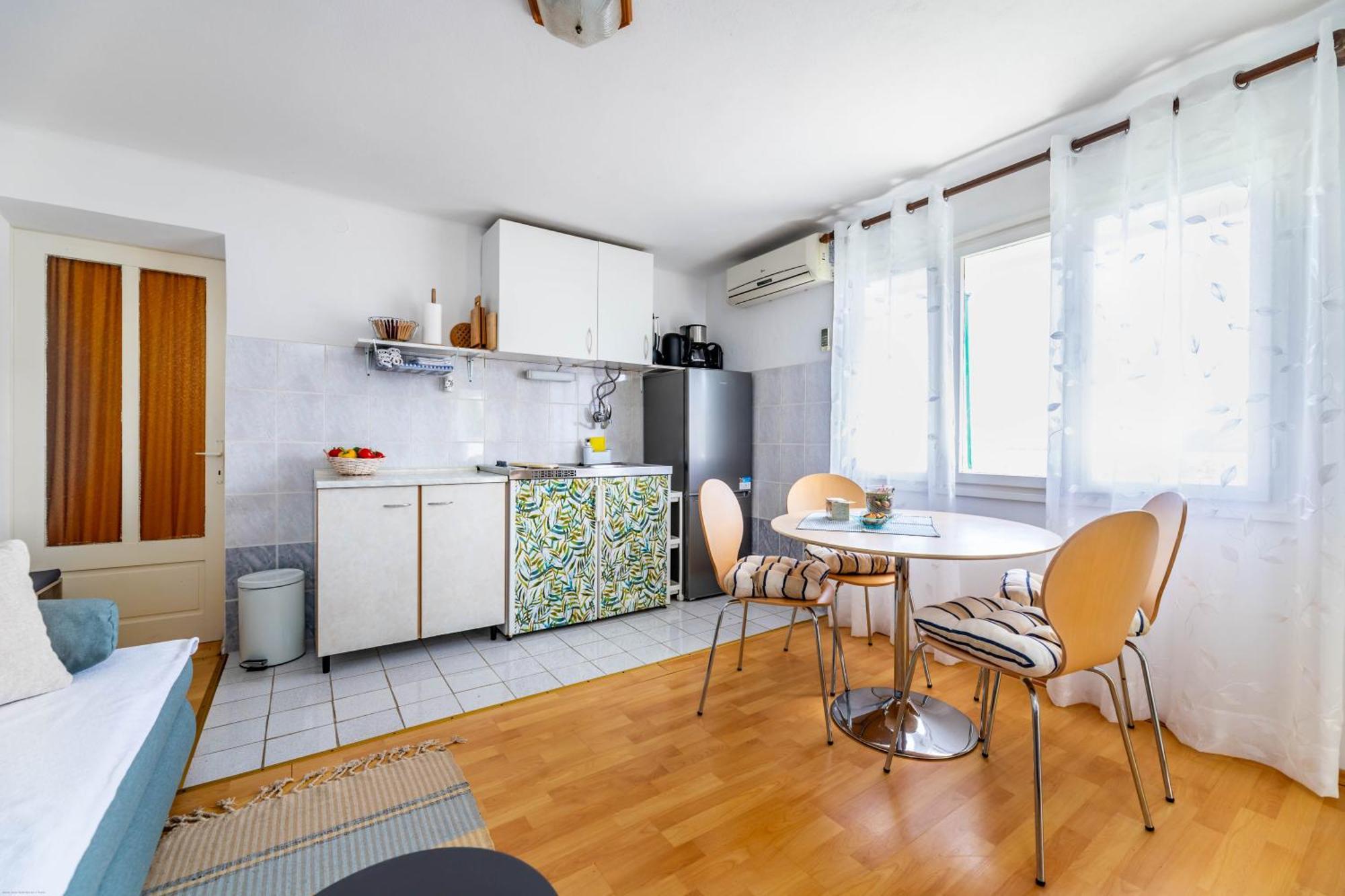 Apartments Katarina Baska  Exterior photo